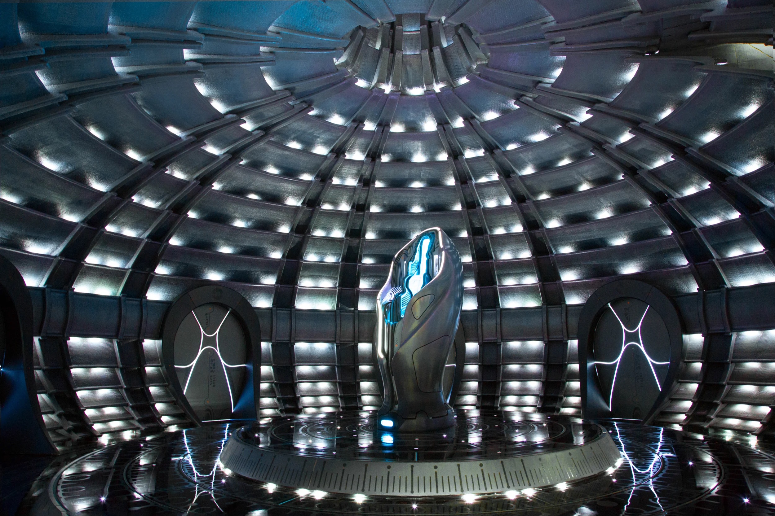 Earth to Echo — production design by Kasra Farahani