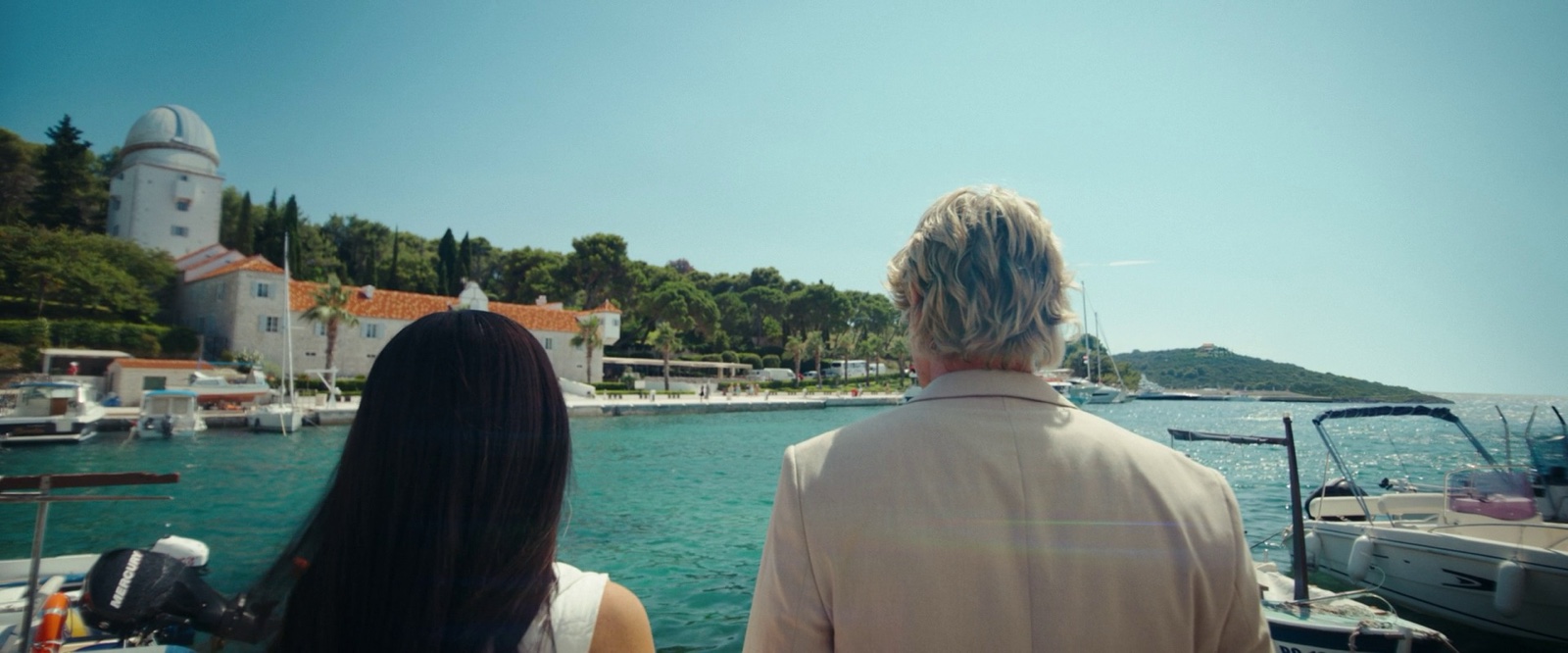 Bliss — production design by Kasra Farahani, image 36